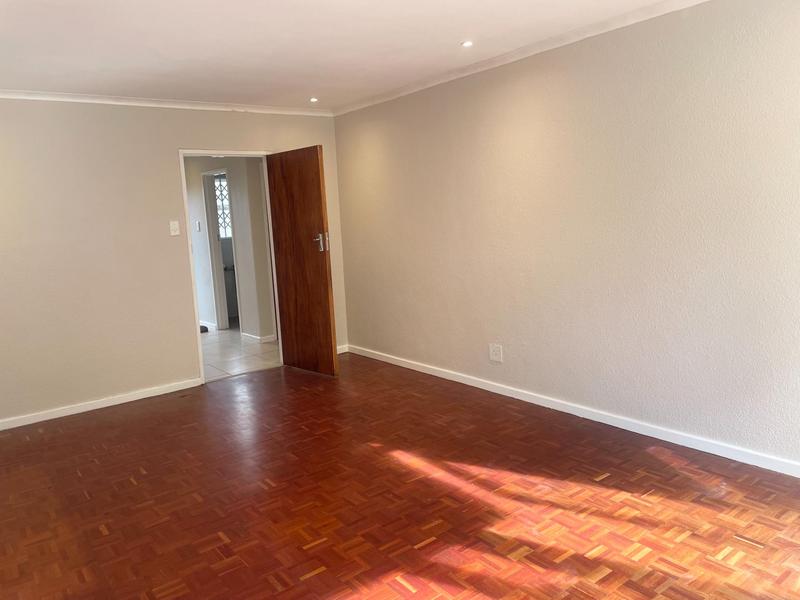 2 Bedroom Property for Sale in Kenilworth Western Cape